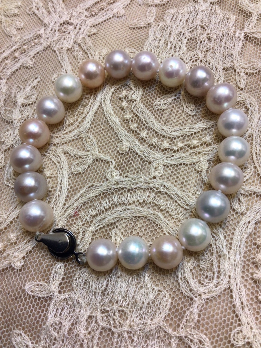 Classic Pastel Freshwater Pearl Multicolor Hand-knotted Bracelet